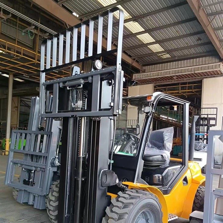 Euro 5 Emissions Rough Terrain Forklift Truck